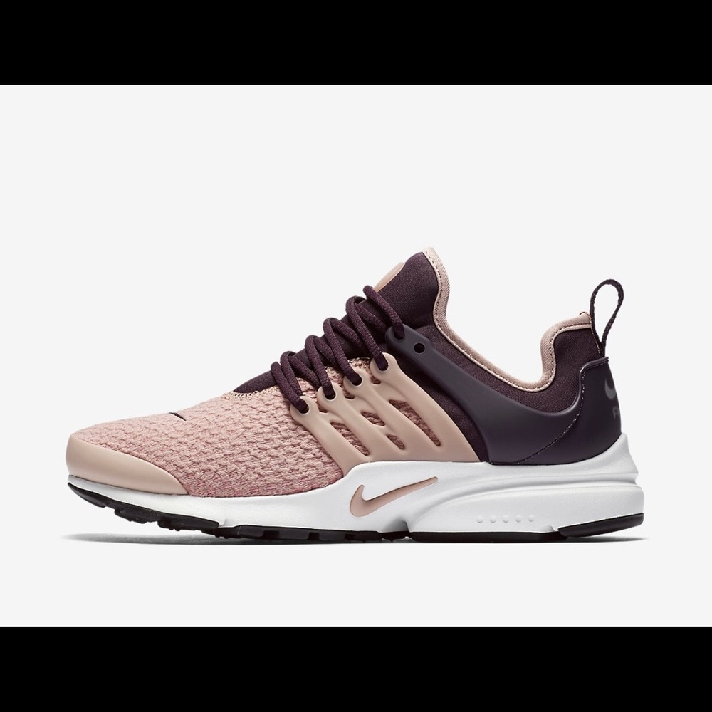 Nike Air Presto Sneakers Size 7